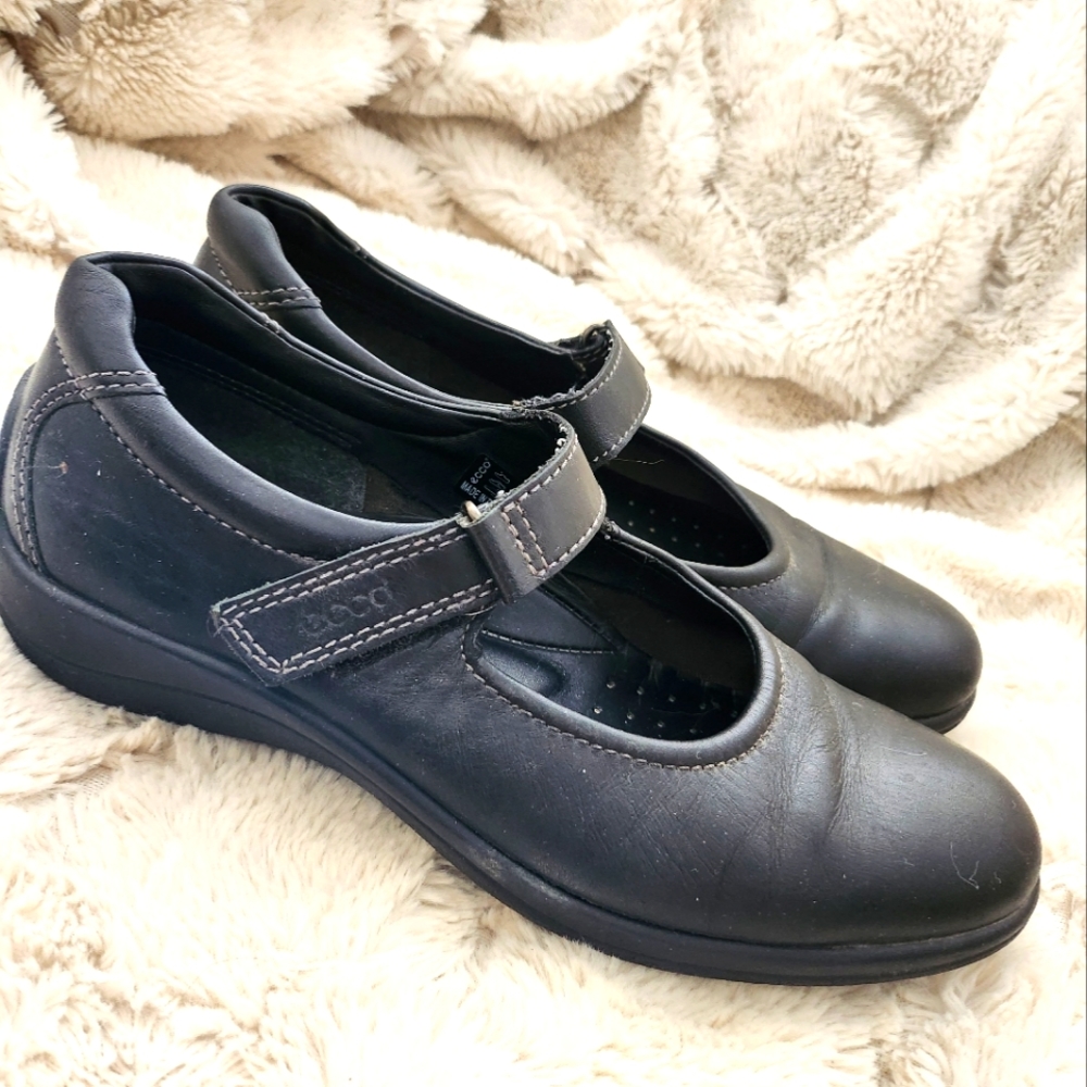 Ecco shoes